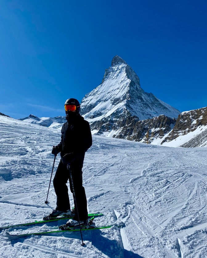 Essak skiing